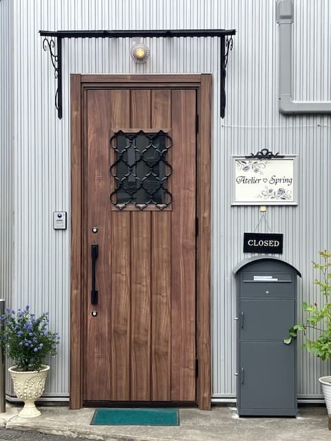 Atelier♡Spring 入口扉 到着
